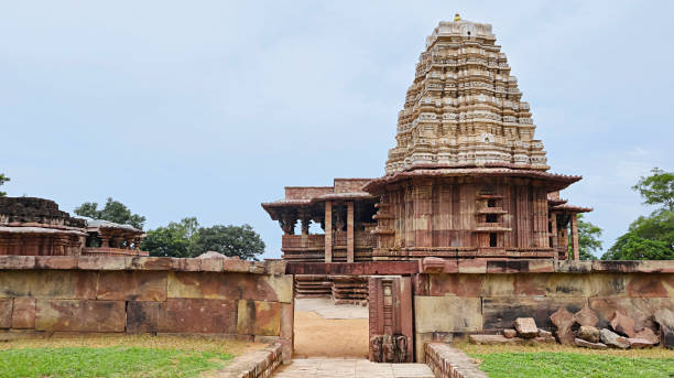 g8
